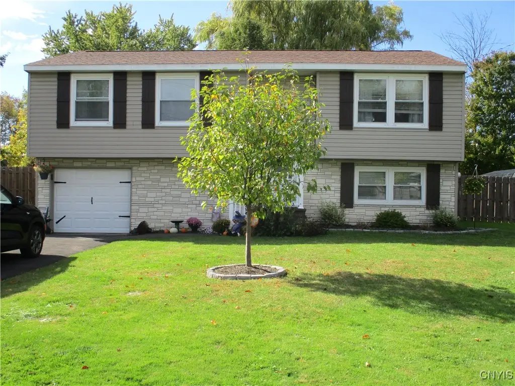 7959 Oldfield Way, Cicero, NY 13039 - Image #1