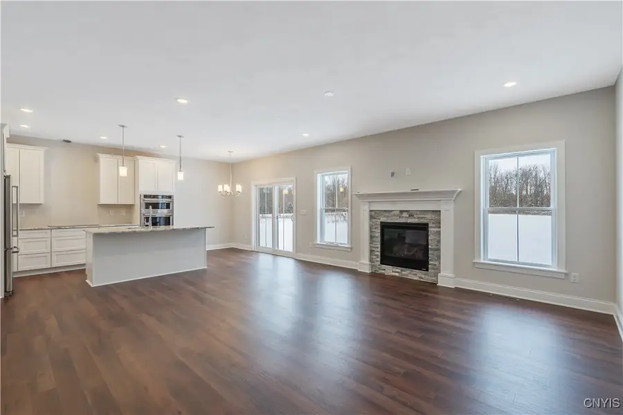 109 Terwillager Lane, Minoa, NY 13116 - Image #3