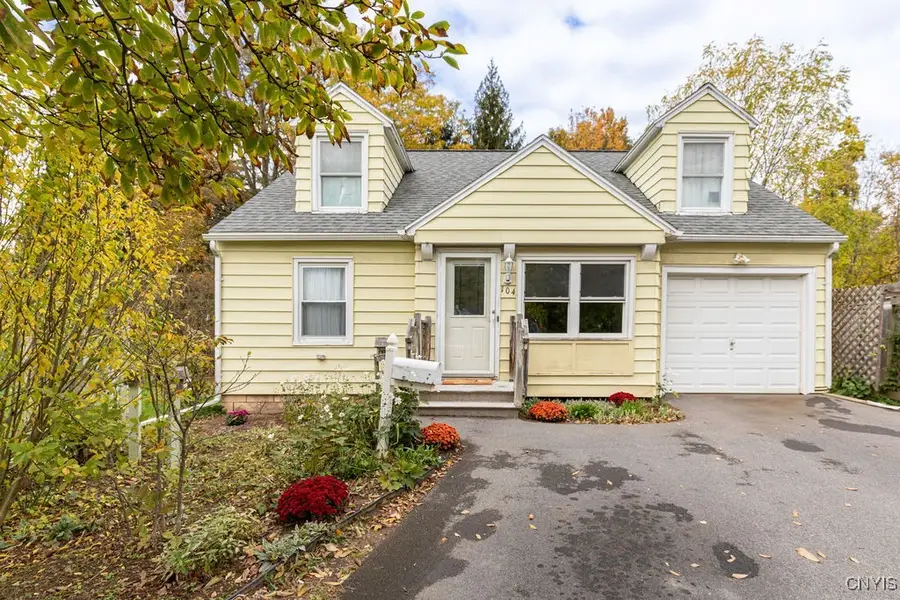 104 Circle Road, North Syracuse, NY 13212 - Image #2