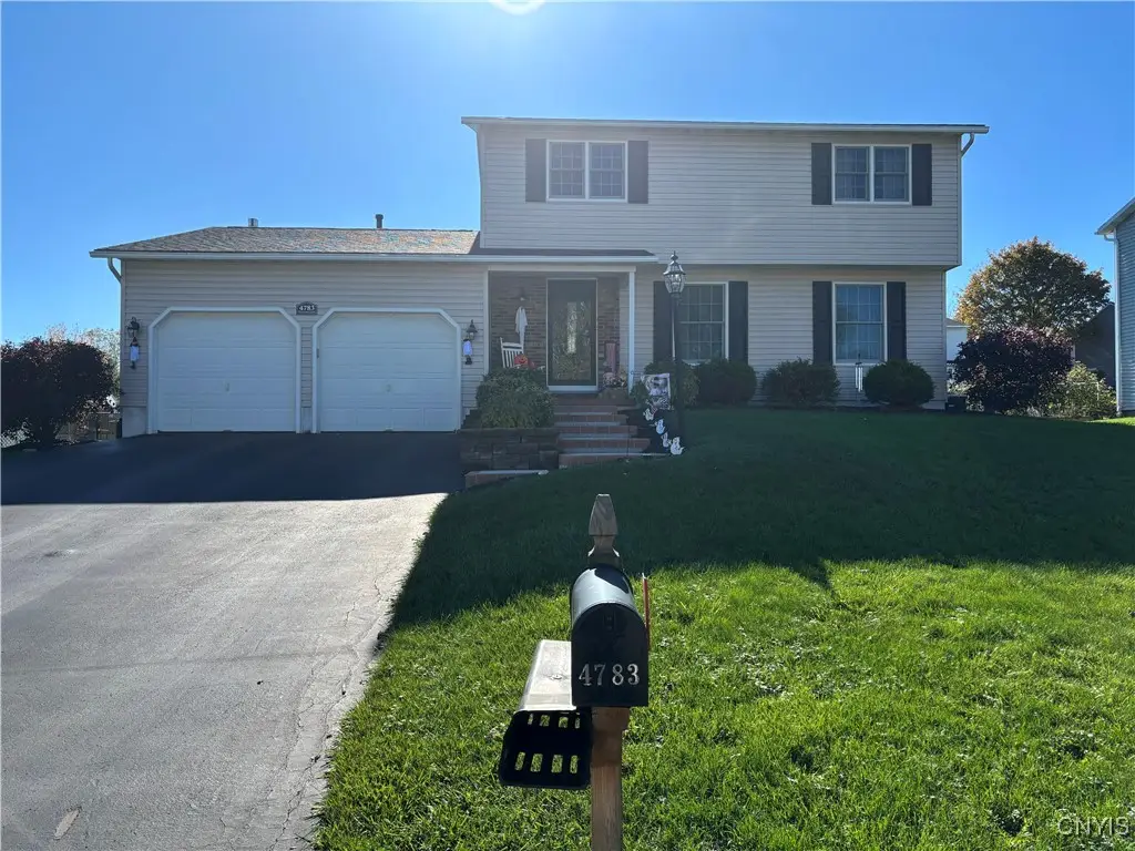 4783 Haverton Lane, Liverpool, NY 13090 - Image #1