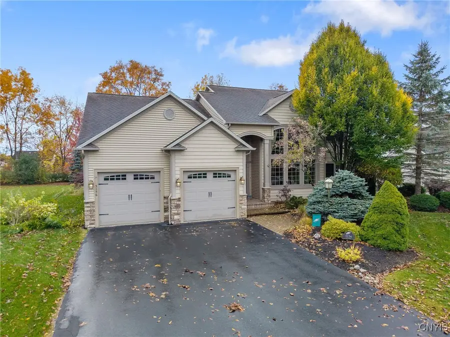 5156 Lyle Drive, Clay, NY 13041 - Image #2