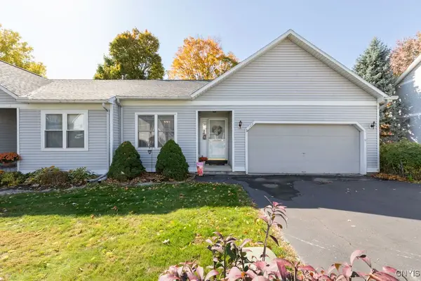 122 Timber Wolf Circle, Syracuse, NY 13209