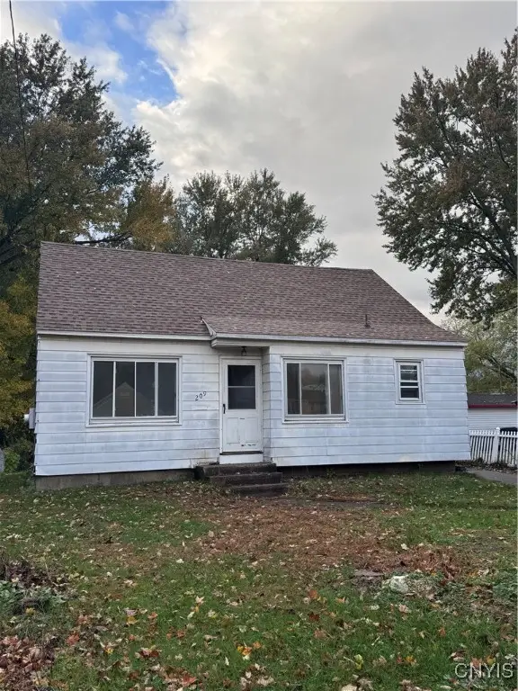 209 Northwood Drive, Syracuse, NY 13211 - Image #1