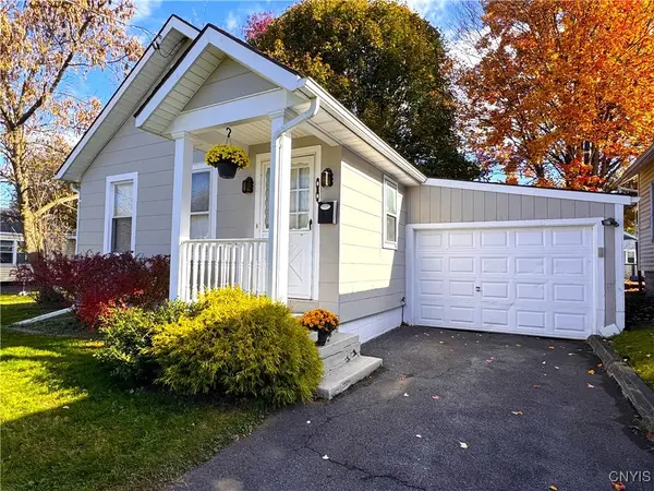 12 Russell Avenue, Yorkville, NY 13495