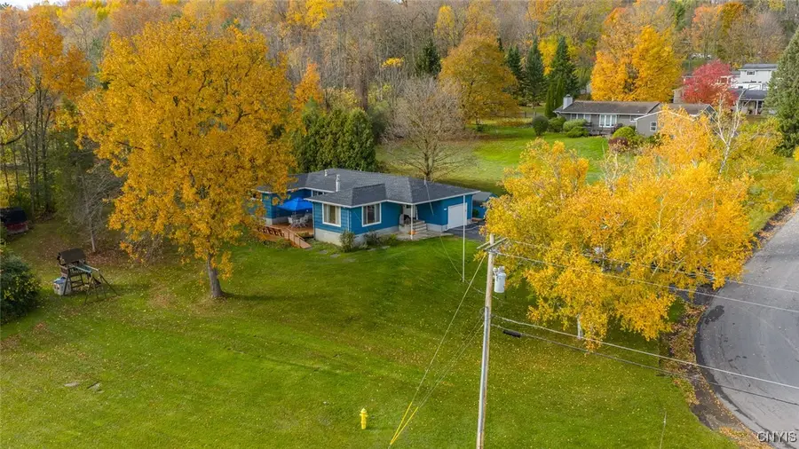 6414 Hedgerow Lane, Jamesville, NY 13078 - Image #2