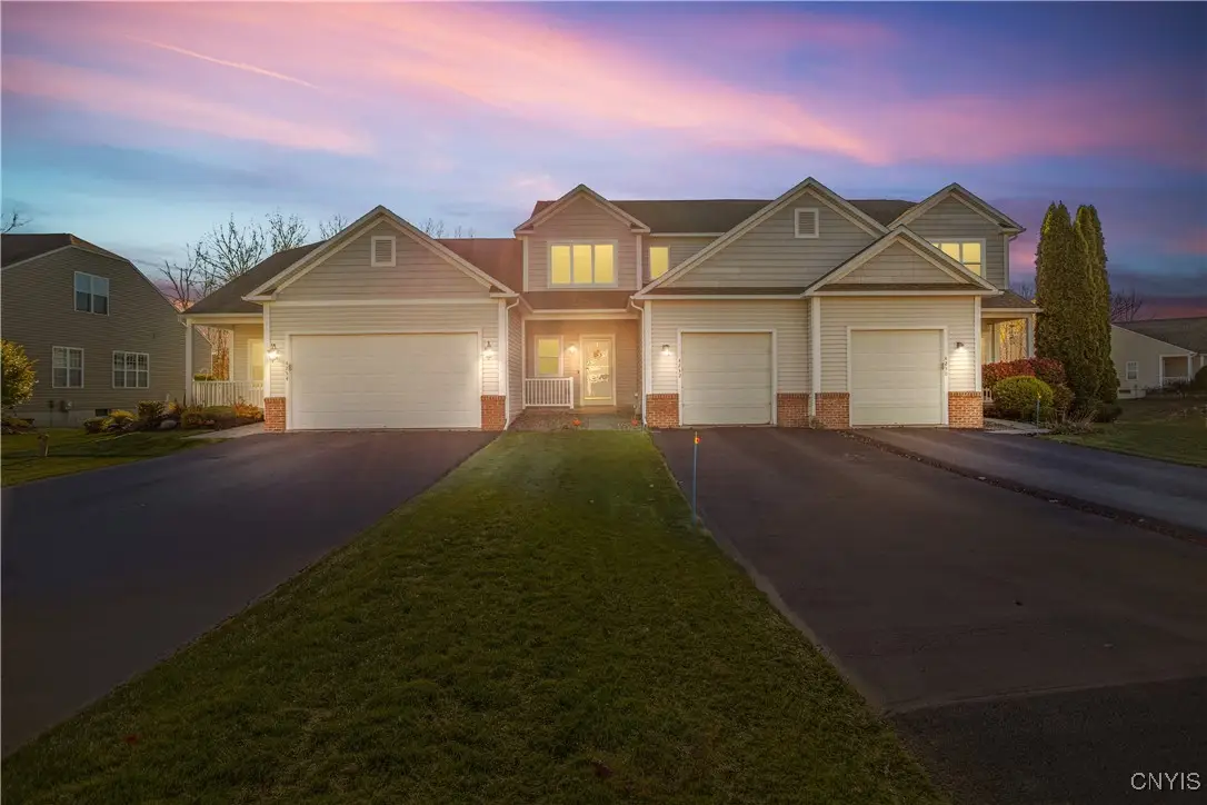 4232 Sandbar Lane, Liverpool, NY 13090 - Image #1