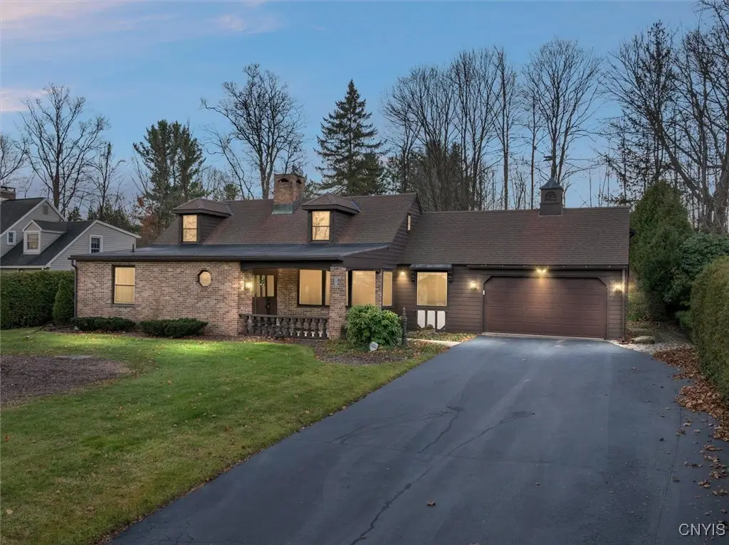 107 Sedgewick Park, New Hartford, NY 13413 - Image #1