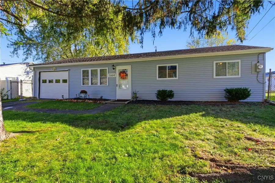 7892 Rinaldo Boulevard E, Bridgeport, NY 13030 - Image #3