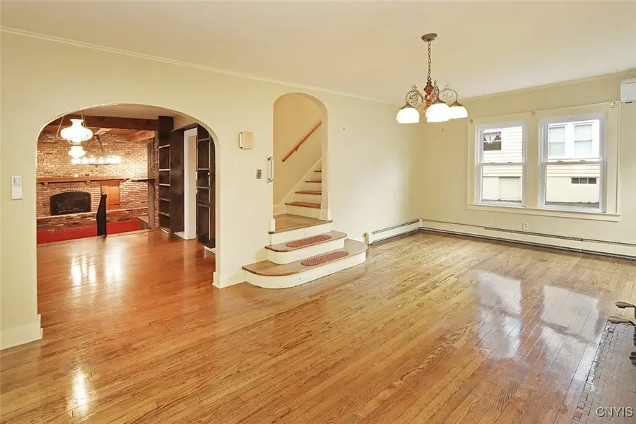 304 Cornwall Drive, Syracuse, NY 13214 - Image #2