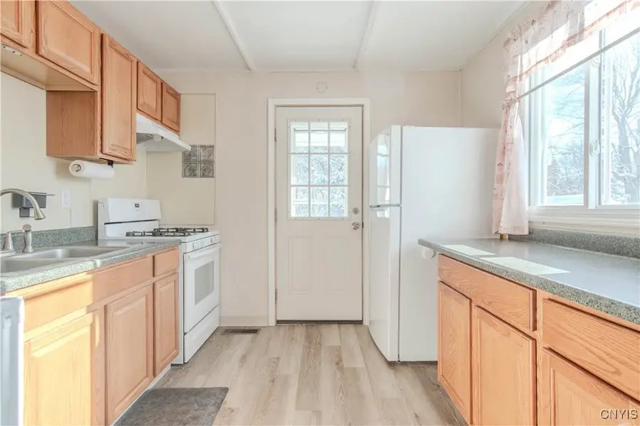 1035 Holcomb Street, Watertown, NY 13601 - Image #3