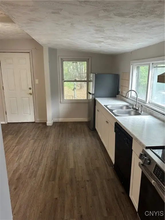 1212 Butternut Street, Syracuse, NY 13208 - Image #2