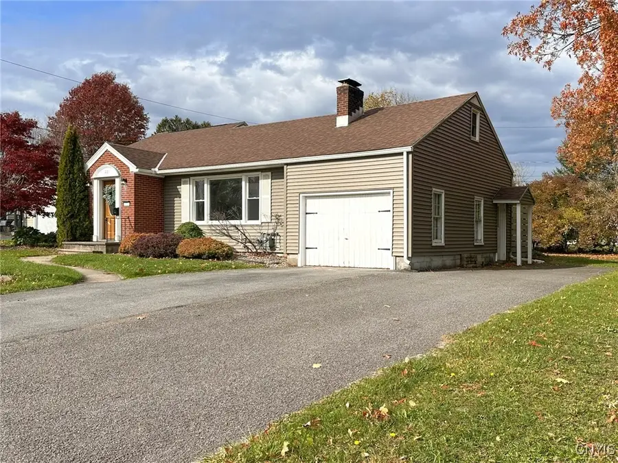 22 Crestview Drive, Whitesboro, NY 13492 - Image #3