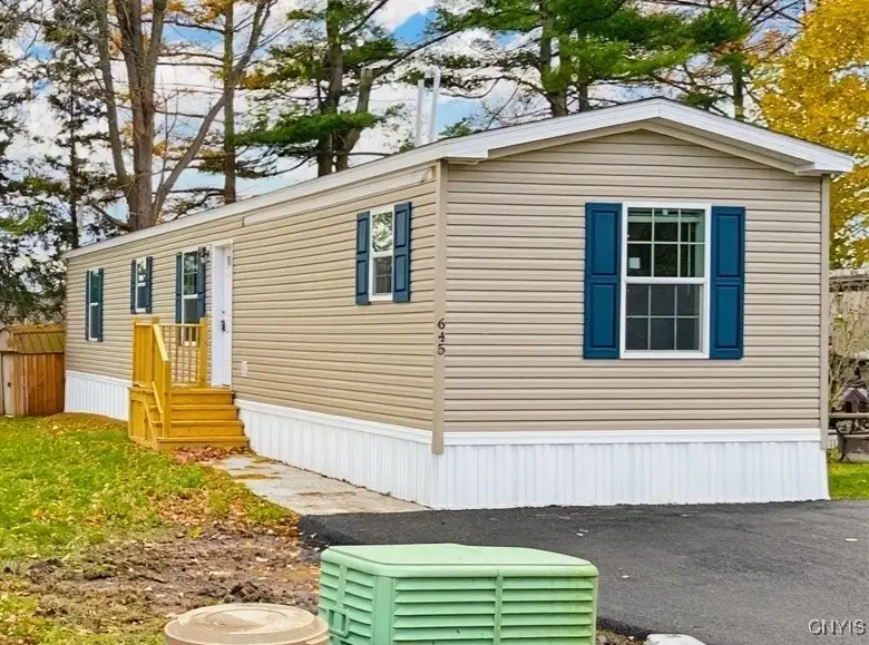 645 Kilkenny Drive, Utica, NY 13502 - Image #1