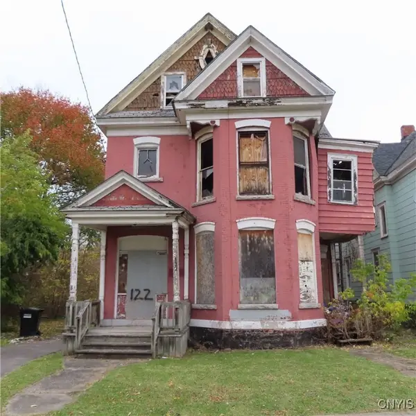 122 W Bissell Street, Syracuse, NY 13207