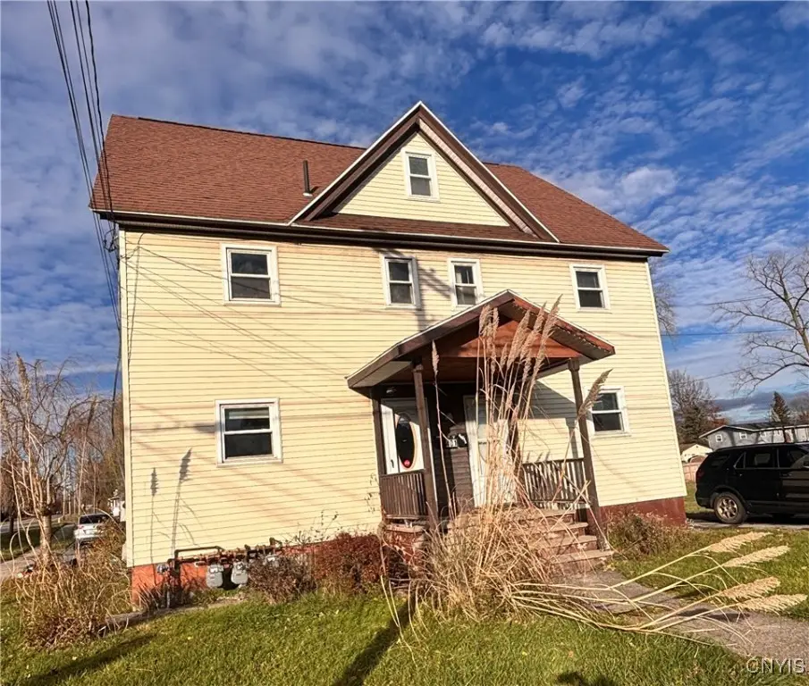 401 E Yates Street, East Syracuse, NY 13057 - Image #1