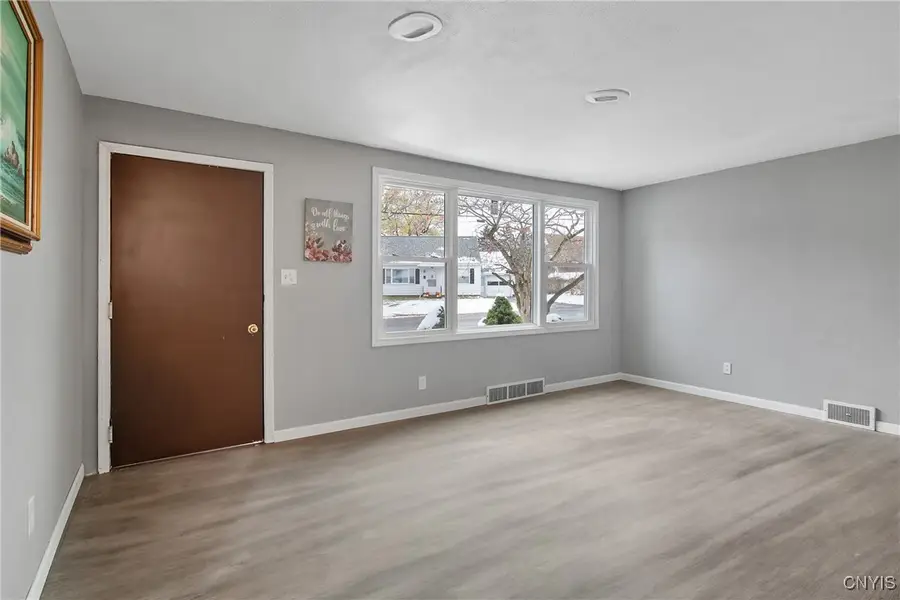 201 Orchard Drive W, Syracuse, NY 13212 - Image #3