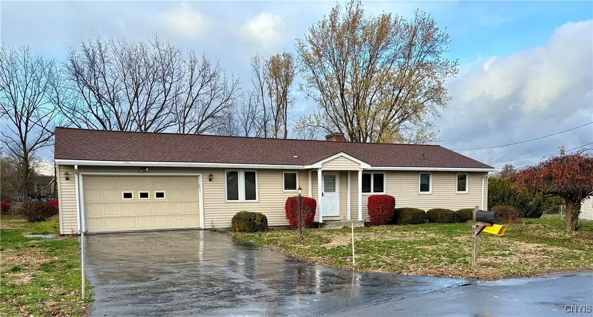 105 Poole Rd Road, Syracuse, NY 13214 - Image #1