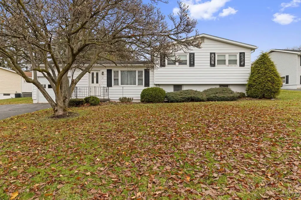 42 Westwood Drive, Auburn, NY 13021 - Image #1