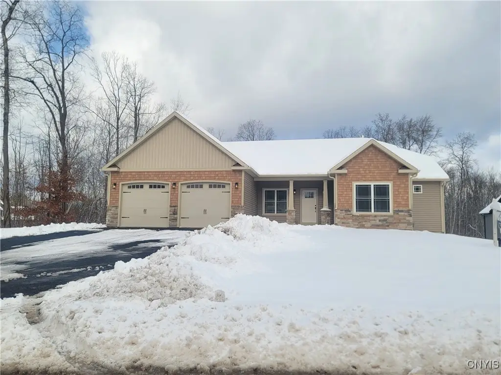 3361 Longview Terrace, Baldwinsville, NY 13027 - Image #1