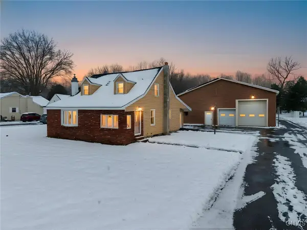 4101 Elmcrest Road, Liverpool, NY 13090