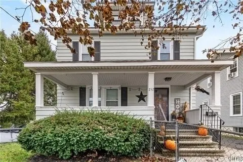 252 Medford Road, Syracuse, NY 13208 - Image #1