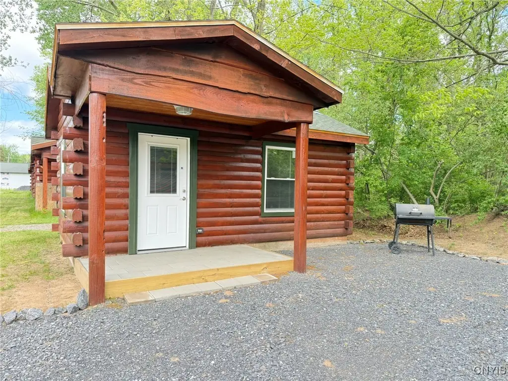 984 Waterloo Geneva Road, Waterloo, NY 13165 - Image #1