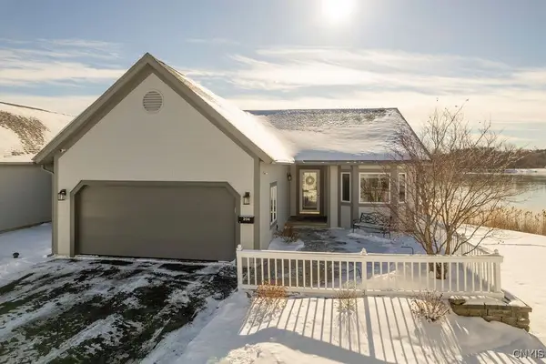 204 Summerhaven Drive S, East Syracuse, NY 13057