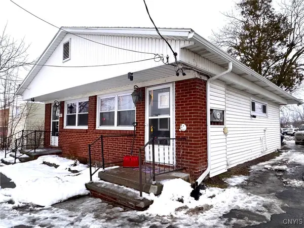 4460 Peterboro St Es, Vernon, NY 13476