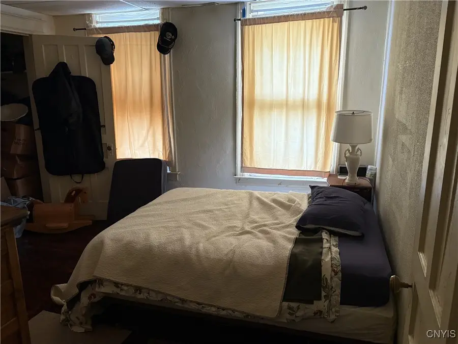 29 Faxton Street, Utica, NY 13501 - #3