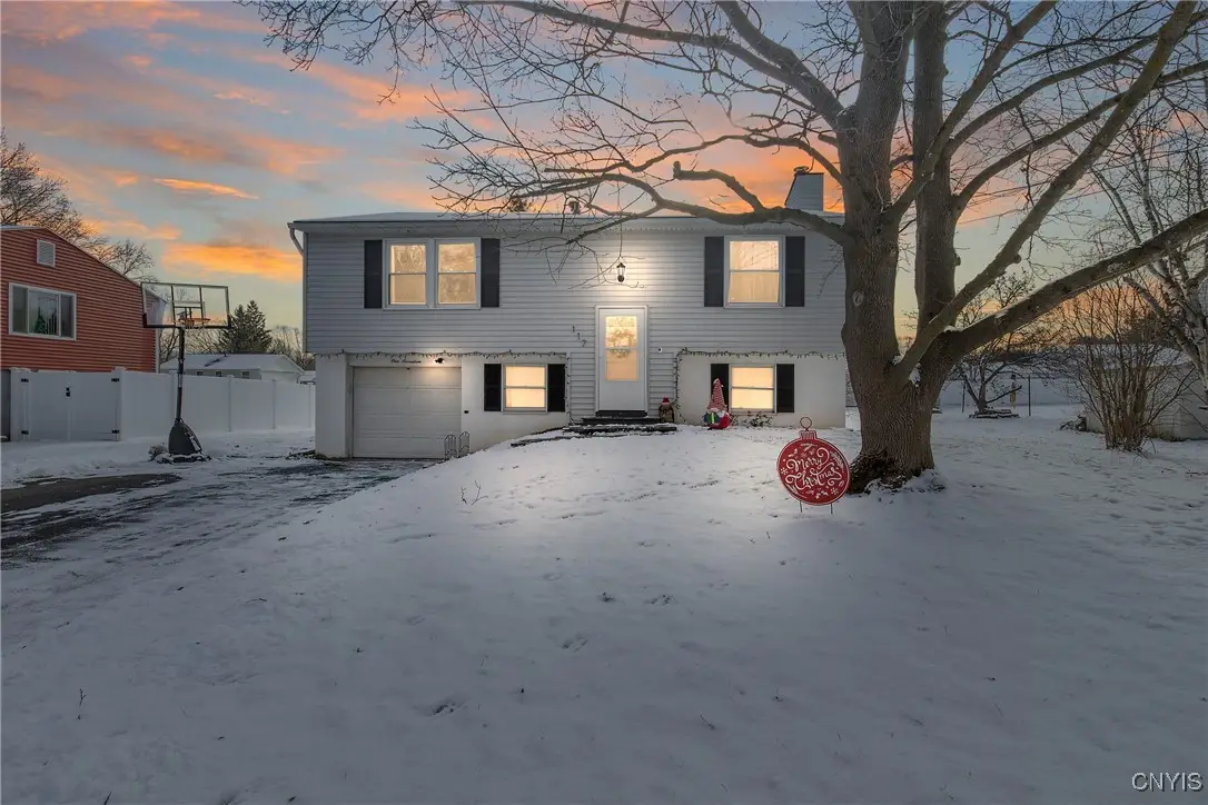 117 Finwood Drive, Baldwinsville, NY 13027 - Image #1