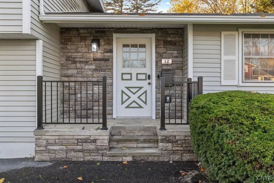 12 Kiwi Path, Liverpool, NY 13090 - Image #3