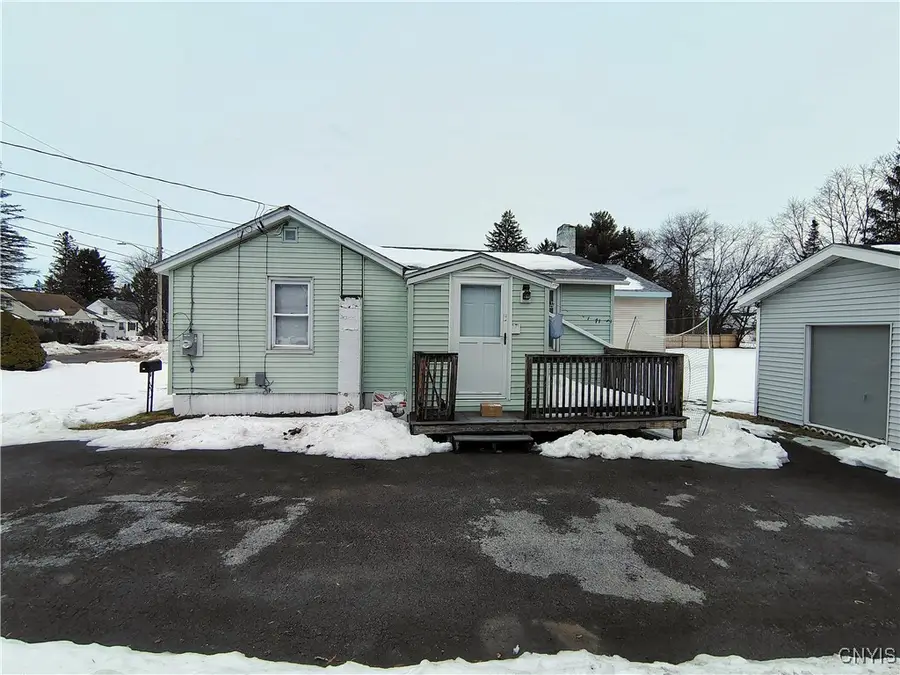 19 Burr Avenue, New York Mills, NY 13417 - Image #3