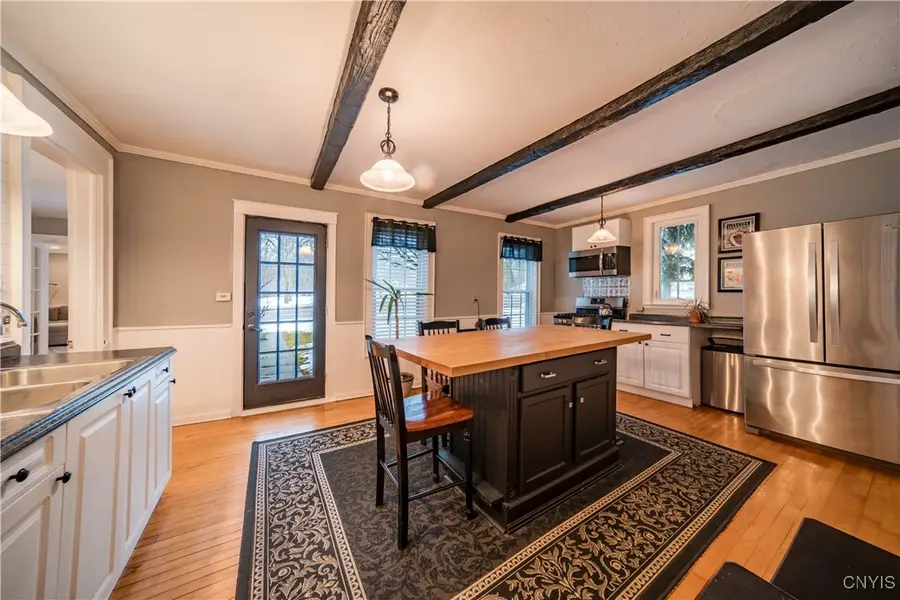 4937 W Seneca, Syracuse, NY 13215 - Image #2