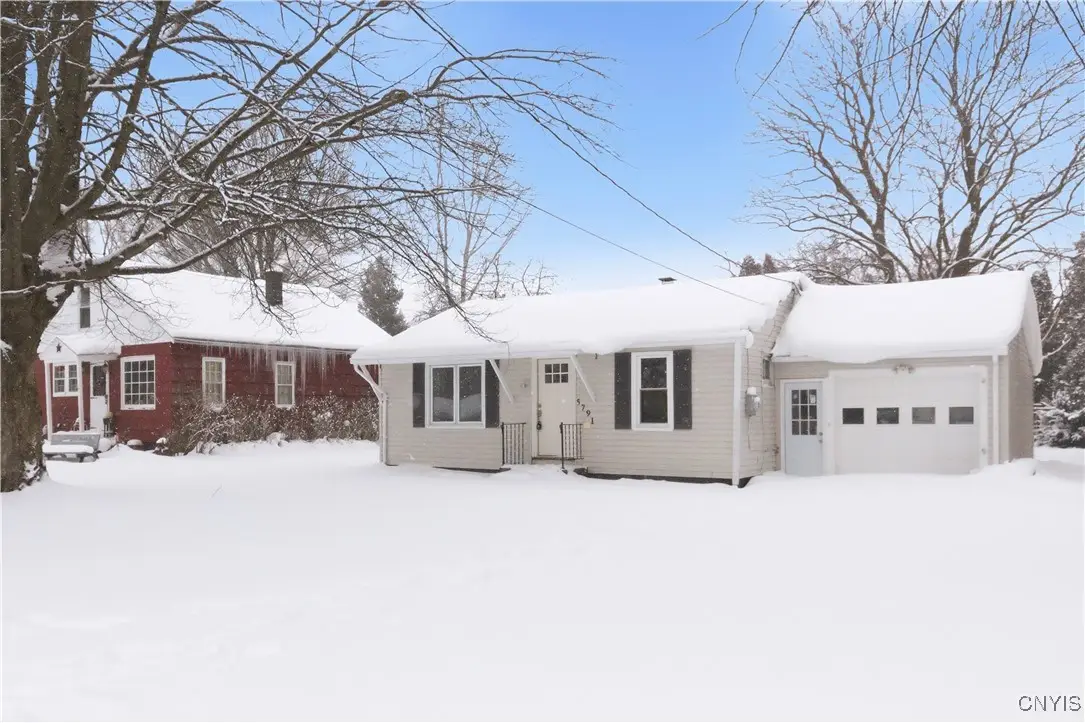 5791 Lincoln Avenue, Cicero, NY 13039 - Image #1