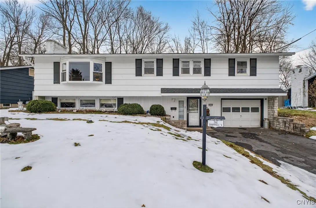 5084 Audrey Drive, Syracuse, NY 13212 - Image #1