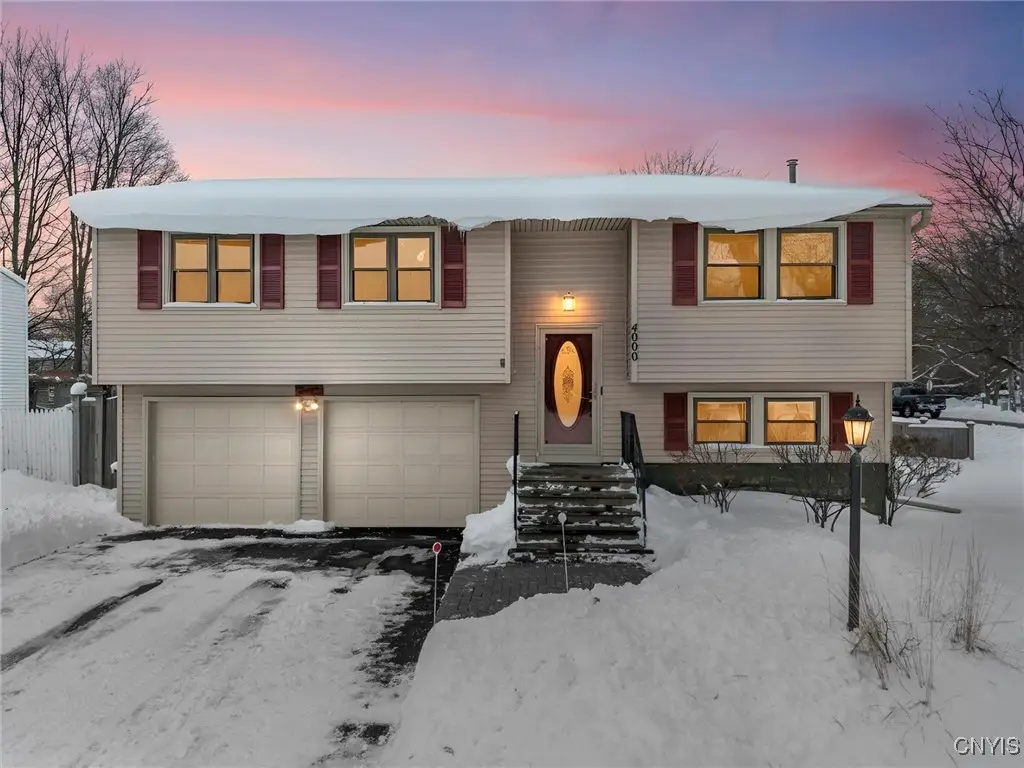 4000 Marlton Circle, Liverpool, NY 13090 - Image #1