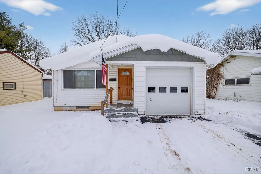 718 Hixson Avenue, Syracuse, NY 13206 - Image #1
