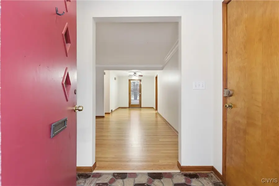 106 Haddonfield Drive, Syracuse, NY 13214 - Image #2