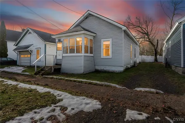 203 Mccool Avenue, East Syracuse, NY 13057