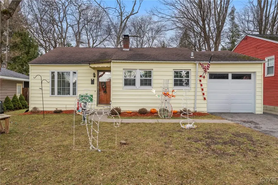 221 Weymouth Road, Syracuse, NY 13205 - Image #2