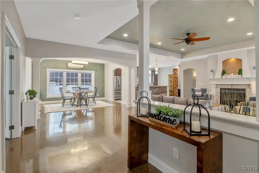 8230 Emerick Road, Baldwinsville, NY 13027 - Image #3