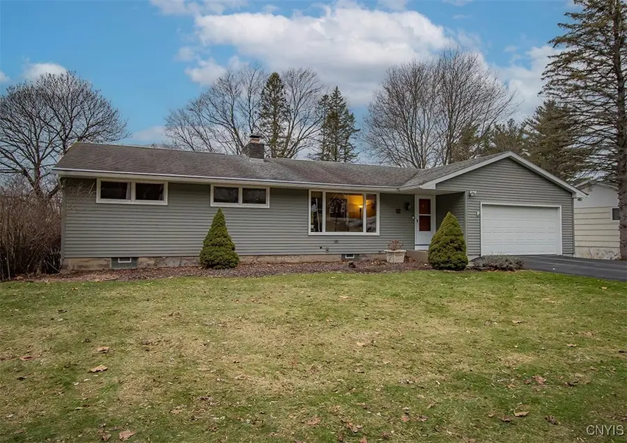 304 Sherbrooke Road, Manlius, NY 13104 - Image #2