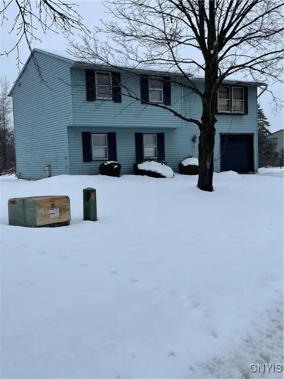 3728 Pendulum, Baldwinsville, NY 13027 - Image #3