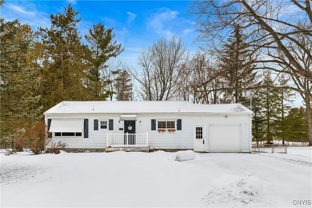 164 Paris Road, New Hartford, NY 13413 - Image #1