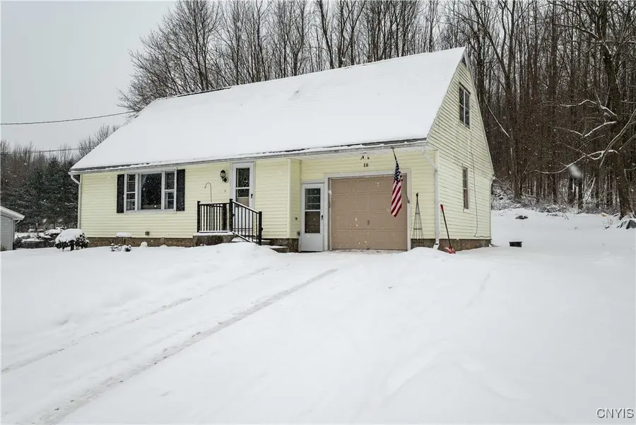 18 Gridley Place, Sauquoit, NY 13456 - Image #2
