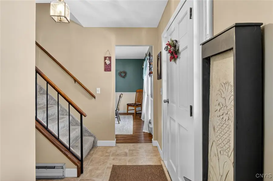 8311 Greenview Dr, Rome, NY 13440 - Image #2