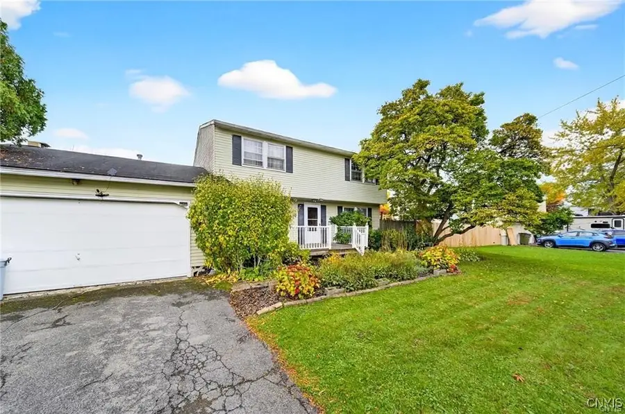 4336 Forestbrook Drive, Liverpool, NY 13090 - Image #3
