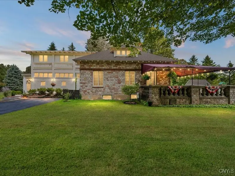 6 Ironwood Road, New Hartford, NY 13413 - Image #1