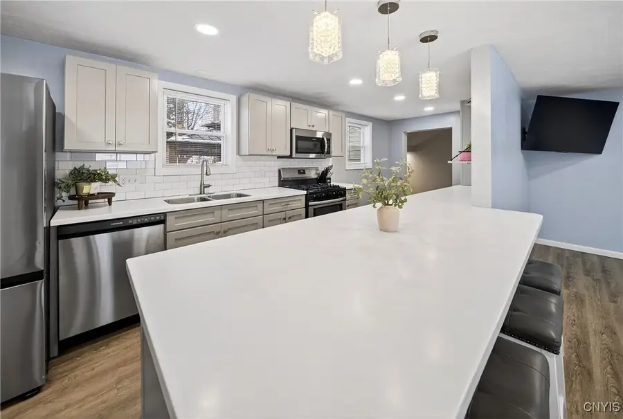 314 Belmore Drive, Syracuse, NY 13212 - #3