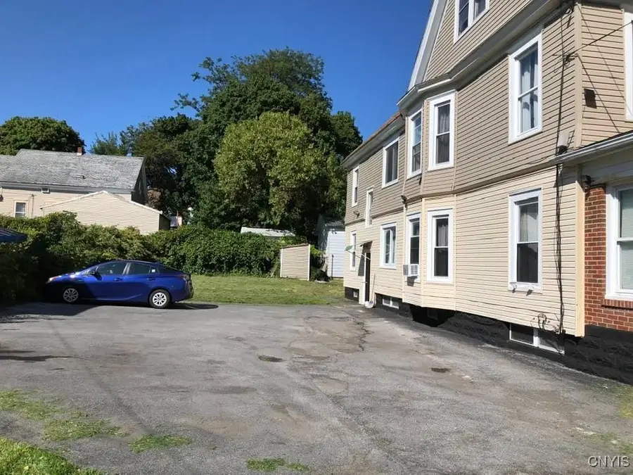 313-315 Robinson Street #313, Syracuse, NY 13203 - Image #2